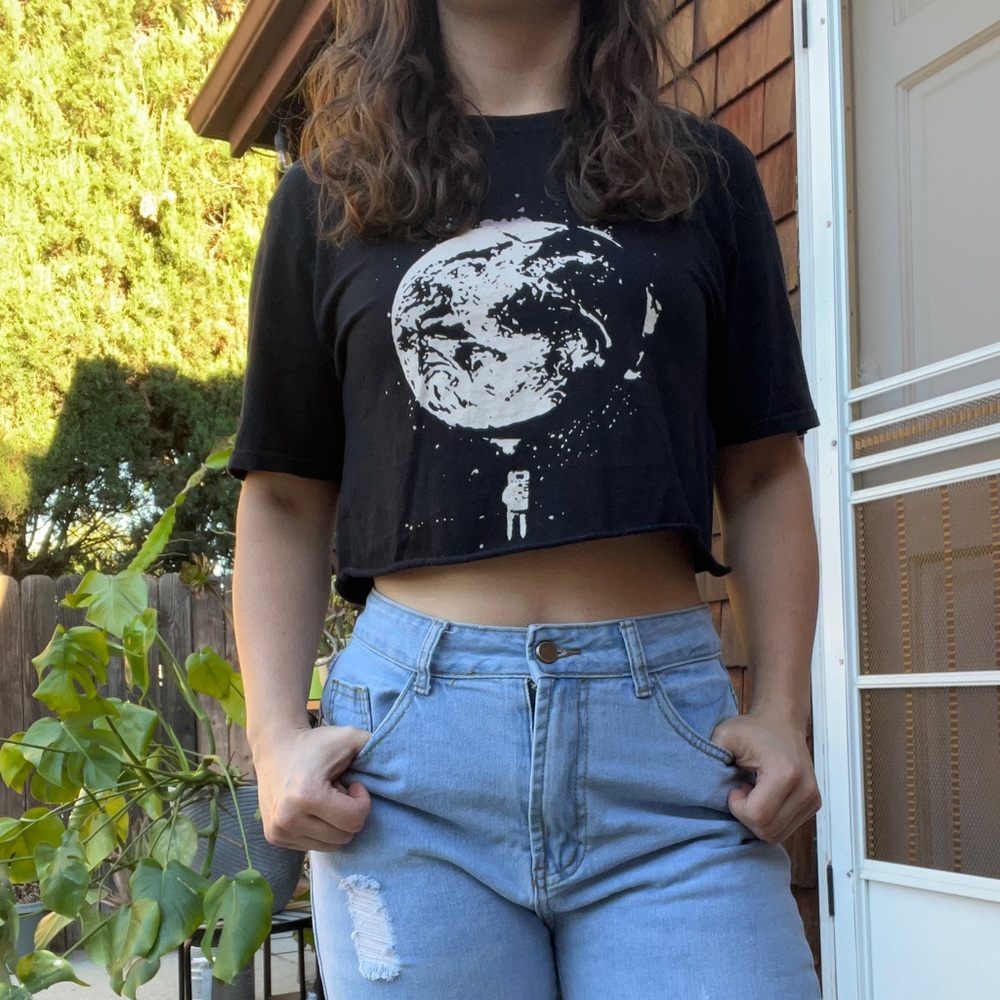 Medium unbranded astronaut space crop top